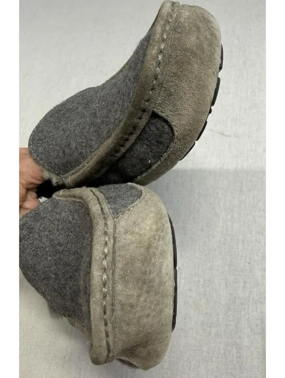 UGG Ascot Moccasins Slippers Men Sz 8/40.5 EU Gray Wool Sheepskin Sherpa Camping